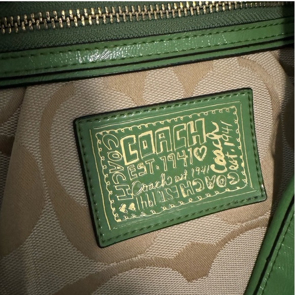 Coach Poppy St Patt Green and tan - Picture 5 of 11